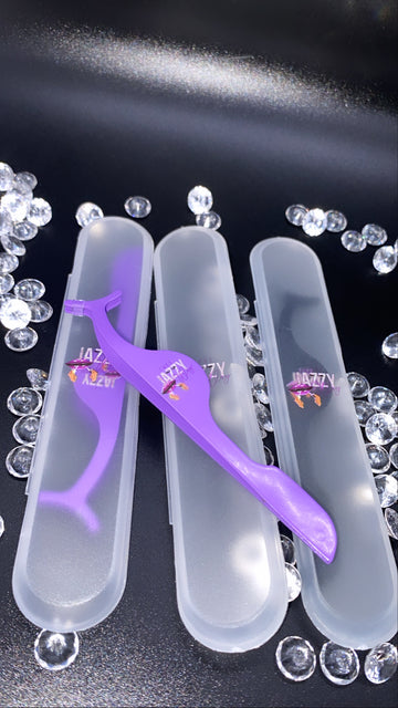 Tweezers
